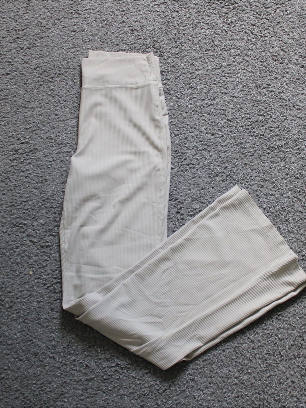 OLD NAVY Powersoft Extra High-Waisted Ribbed Super Flare Leggings